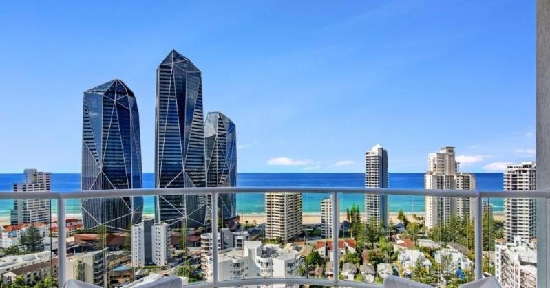 Deluxe Private Apartment And Studio - Ocean Views Gold Coast Eksteriør billede