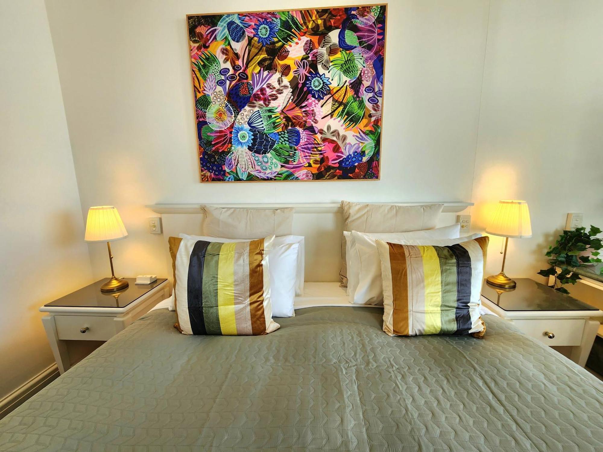 Deluxe Private Apartment And Studio - Ocean Views Gold Coast Eksteriør billede